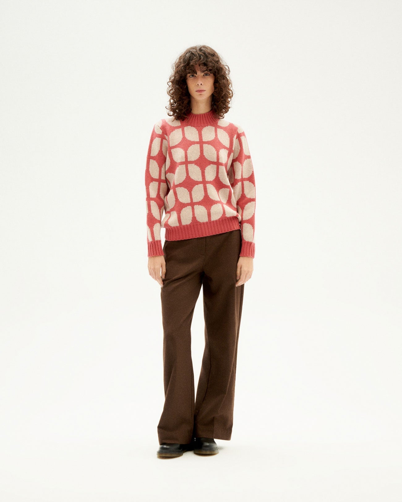 Pull à motifs en laine certifiée | Multicolore "wallpaper pink ops knitted sweater"