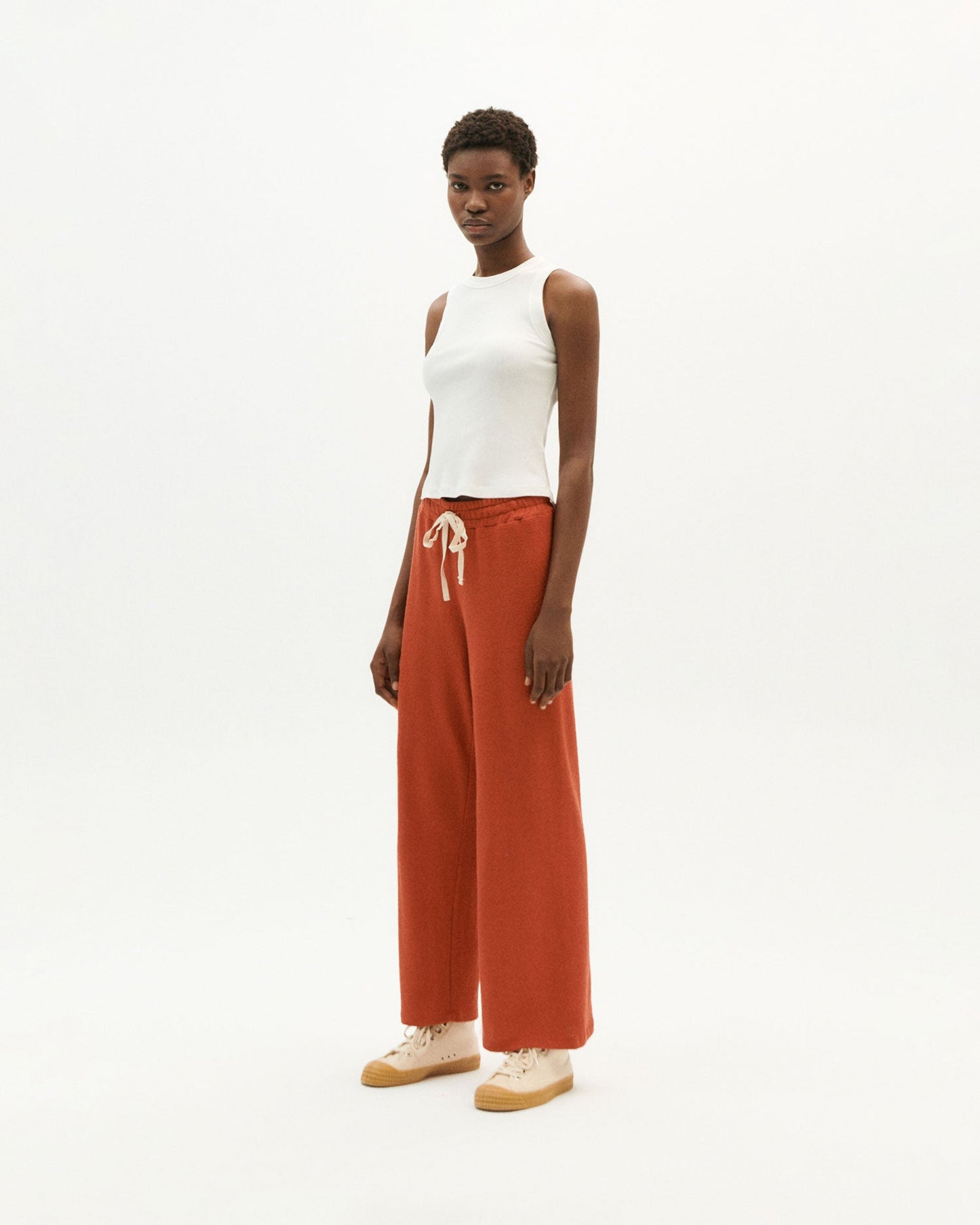 Pantalon texturé en matières recyclées et coton bio | orange "crimson trash eri pants"