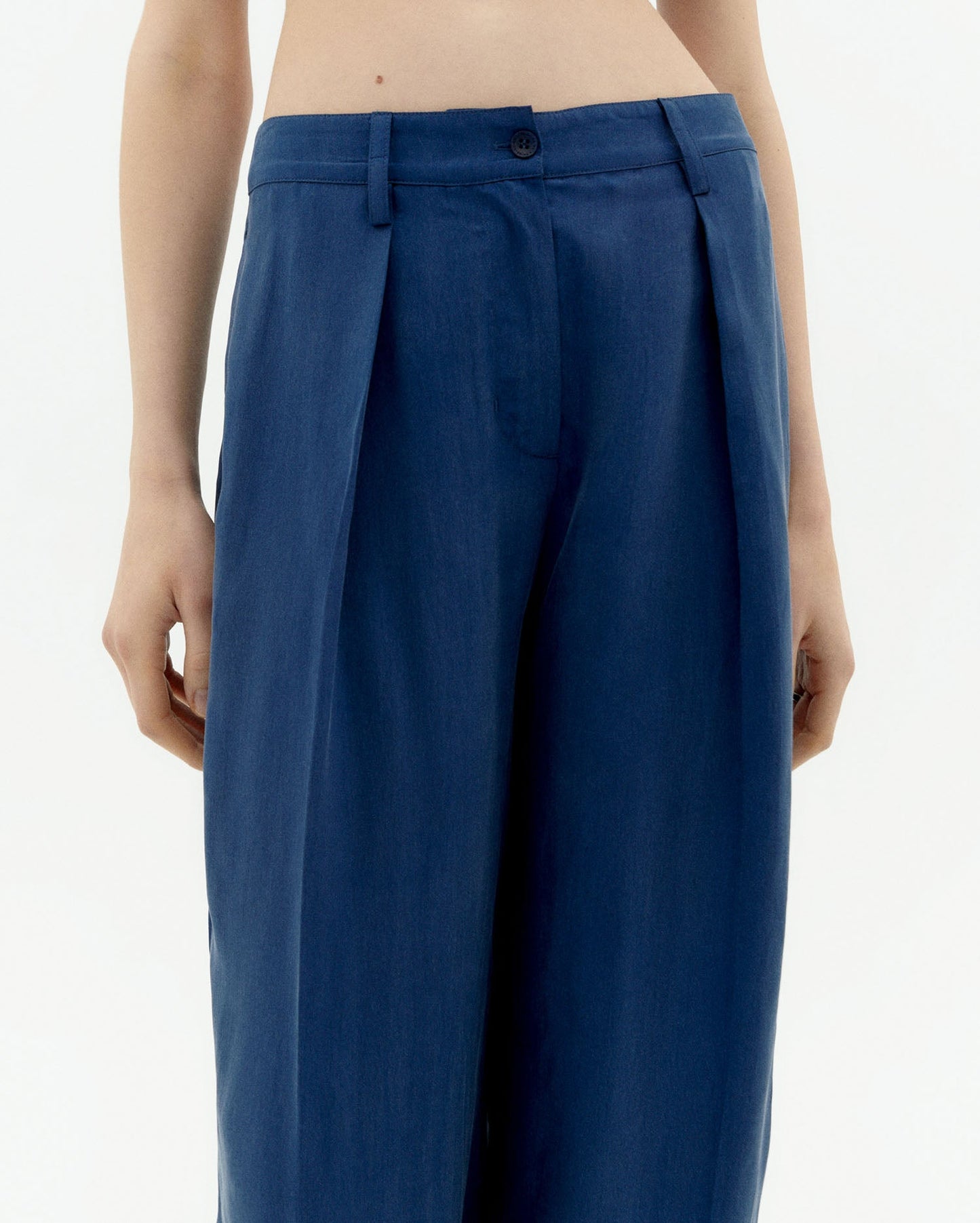 Pantalon ample fluide en cupro | bleu "Cobalt cirila pants"