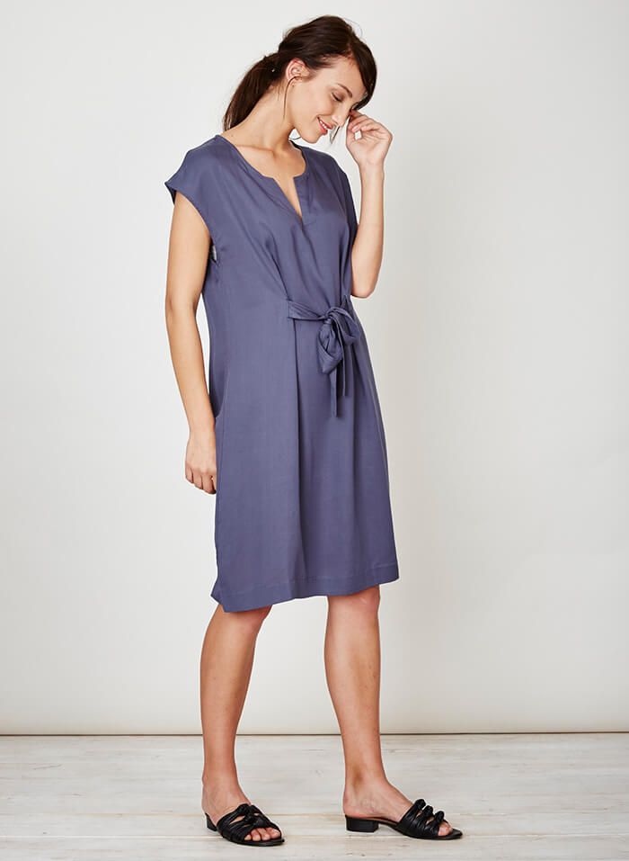 Robe bleue nouée en tencel