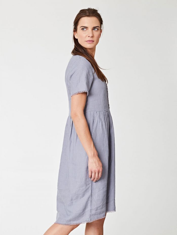 Robe grise à col boutonné en chanvre