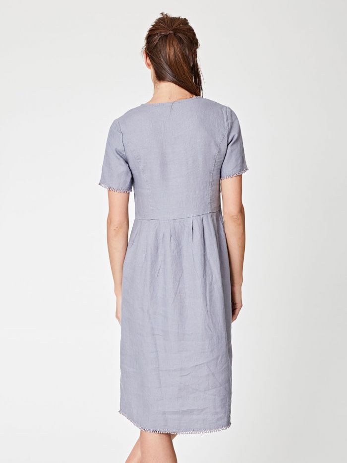 Robe grise à col boutonné en chanvre