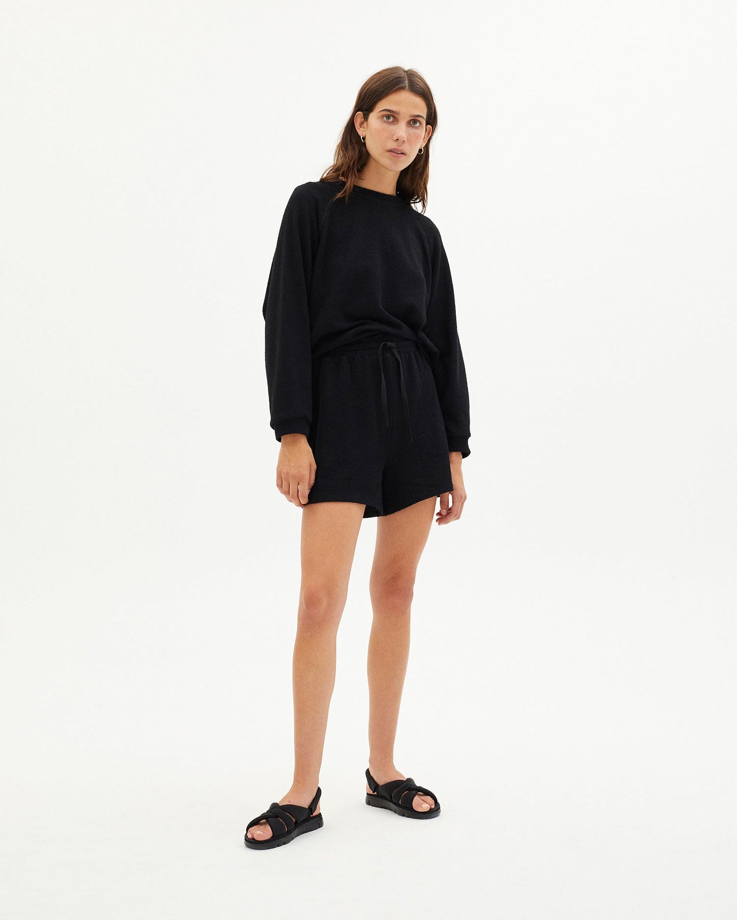 Short léger noir en recyclé - black trash sue short
