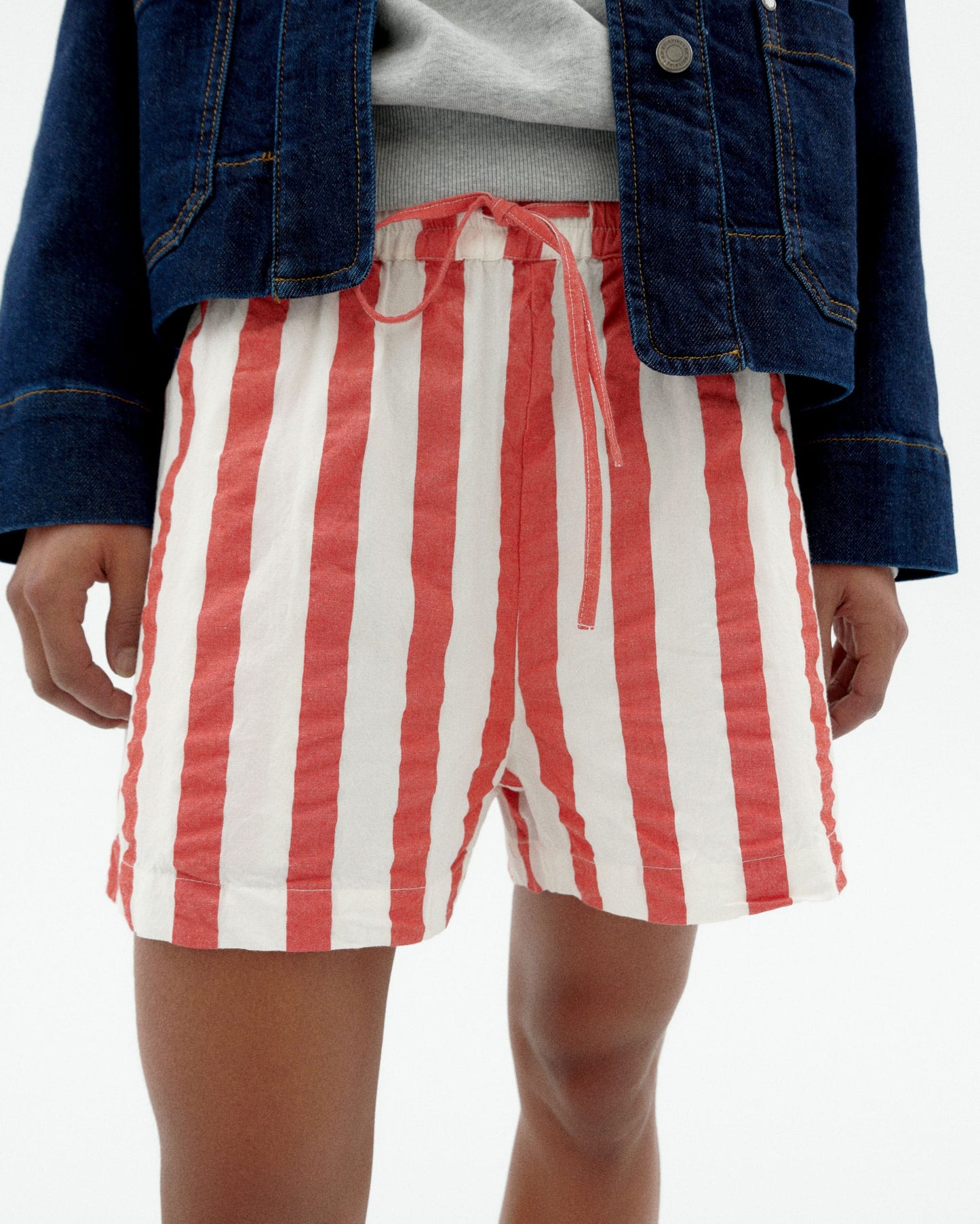 Short en coton bio | rayé "Red maxi stripes geranio shorts - red"