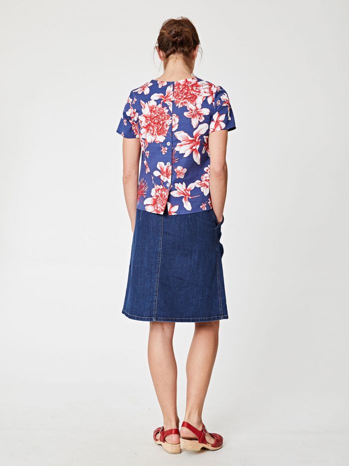 Top à fleurs rouges en tencel