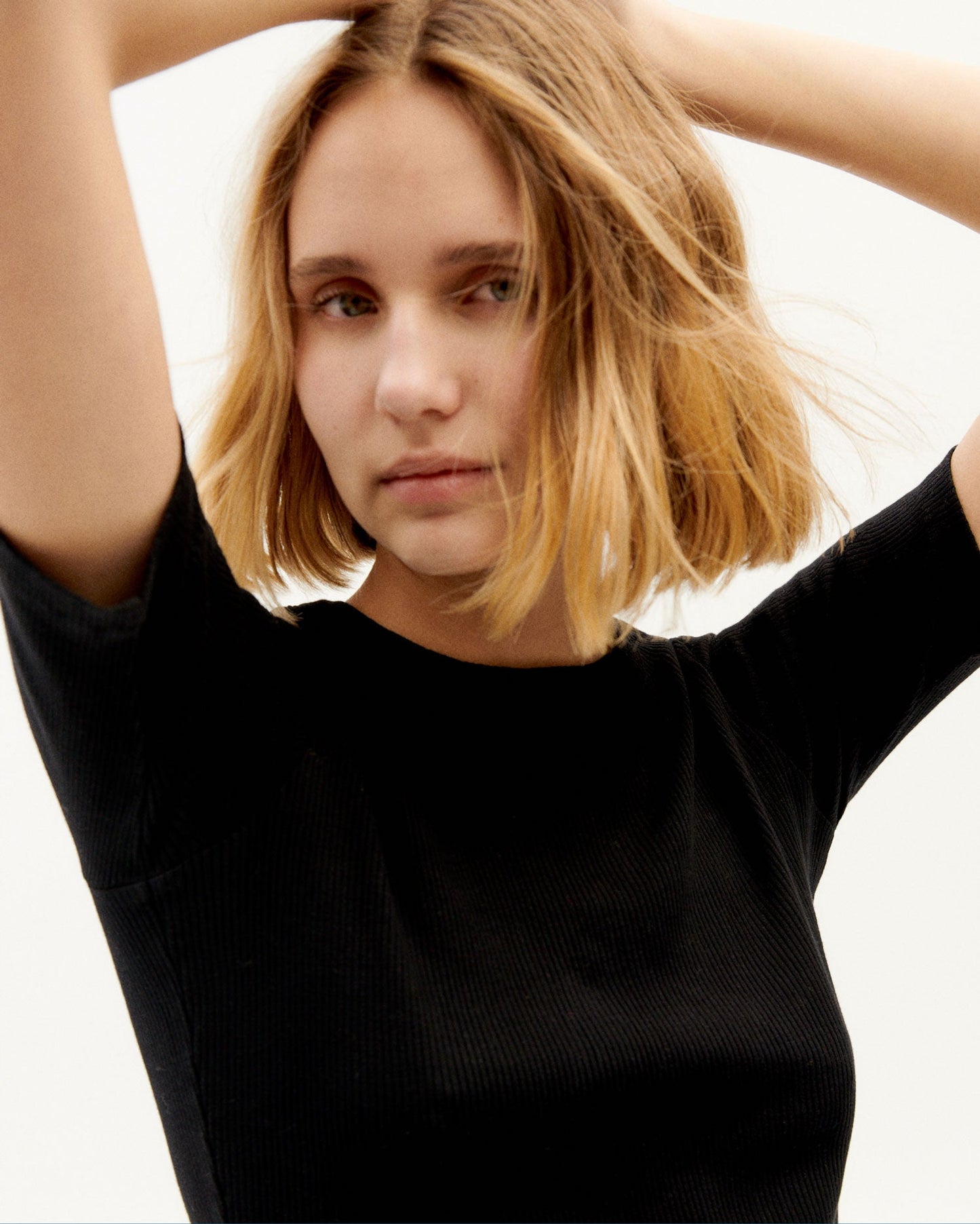 T-shirt côtelé manches courtes en coton bio | noir "black dakota rib top"