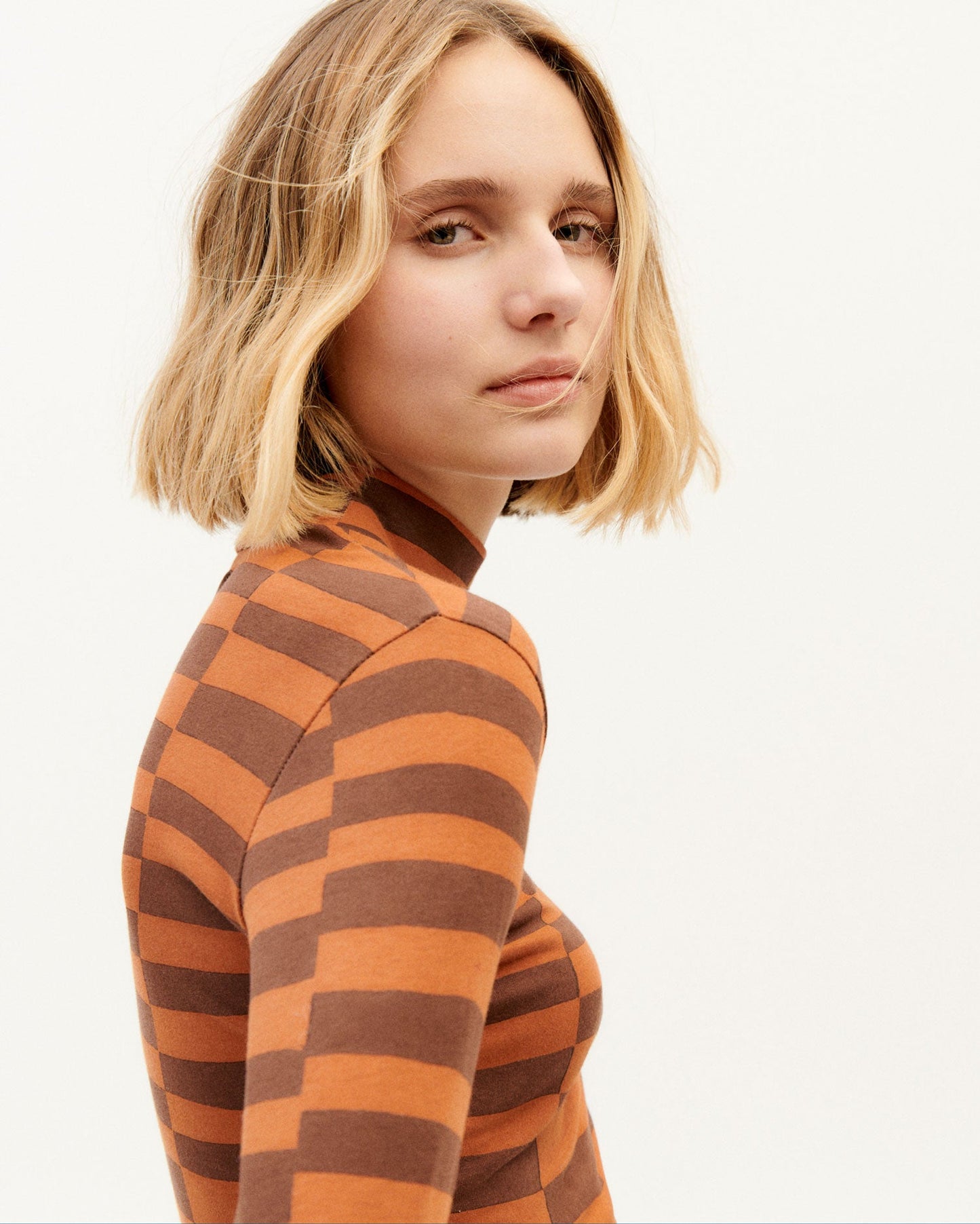 Top manches longues bicolore en coton bio - tipsy brown ellen