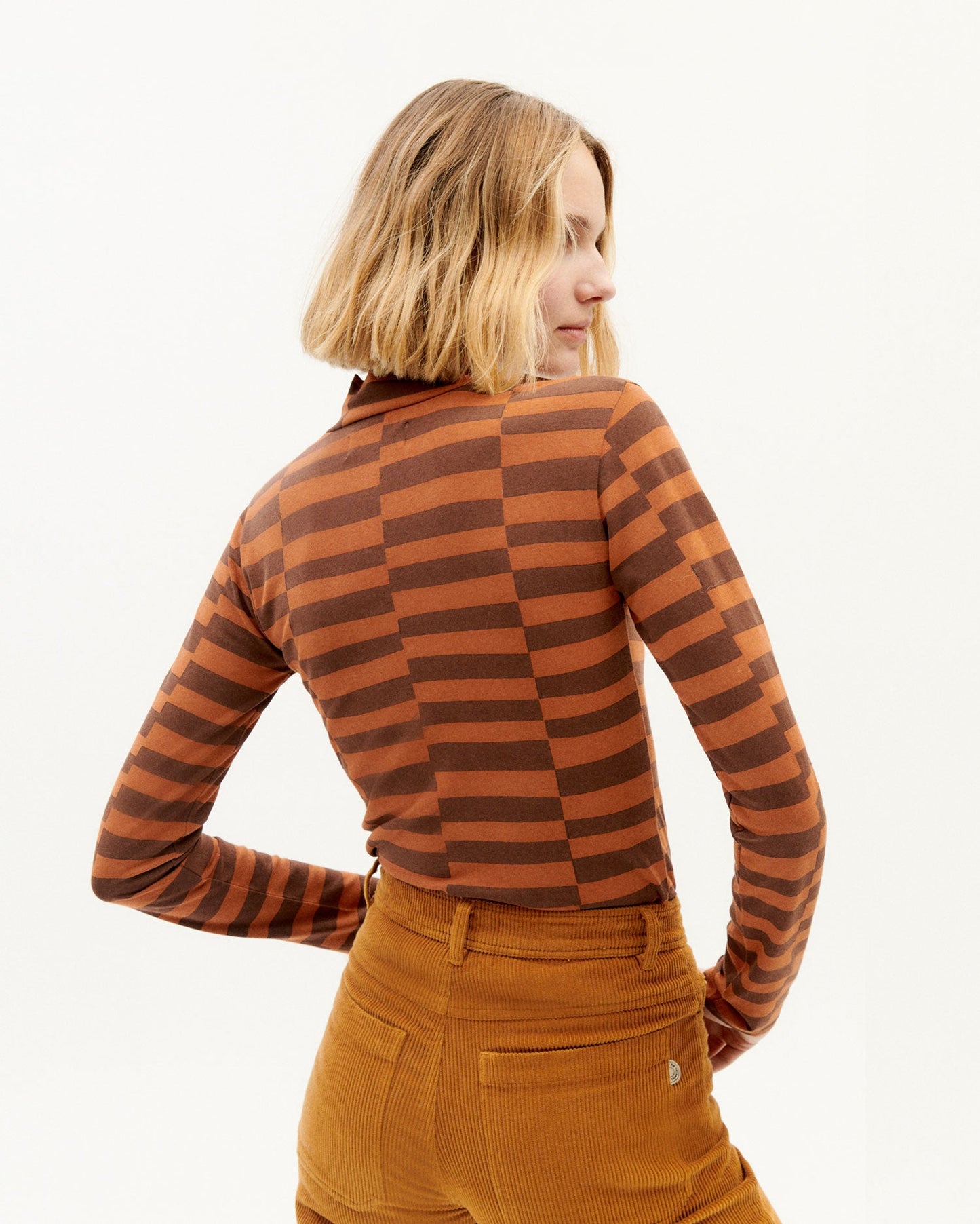 Top manches longues bicolore en coton bio - tipsy brown ellen