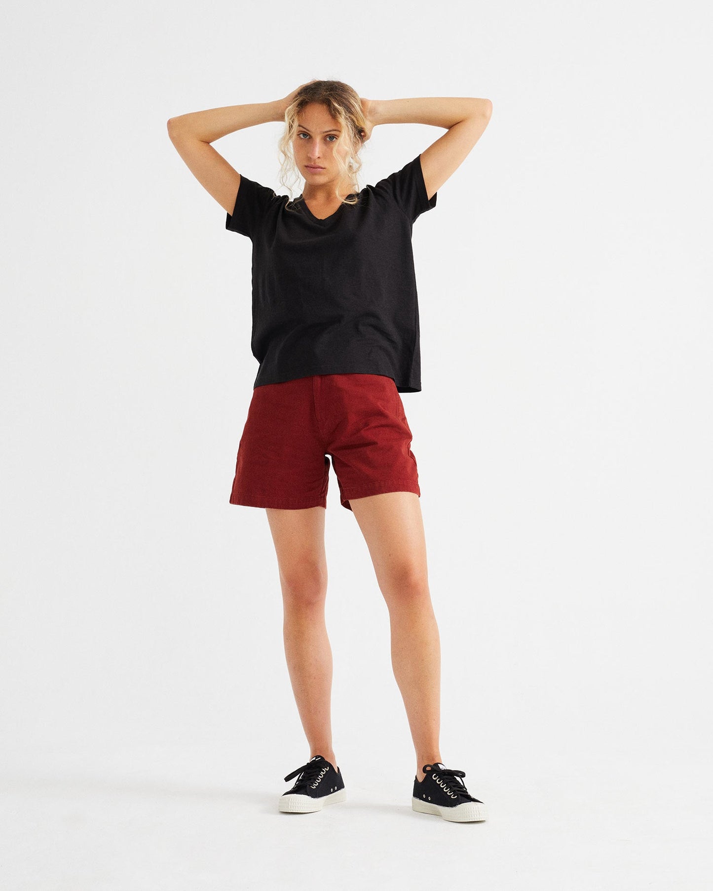 T-shirt col V noir en chanvre et coton bio - Hemp clavel