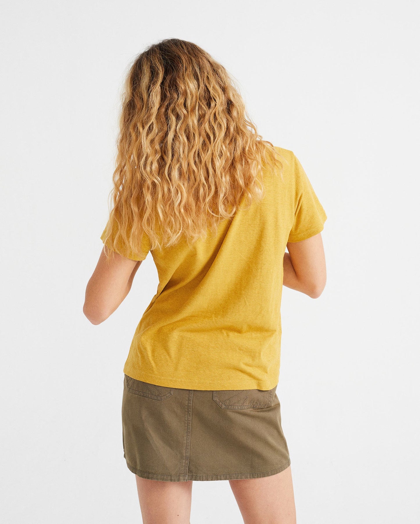 T-shirt à col V moutarde en chanvre et coton bio - Hemp clavel