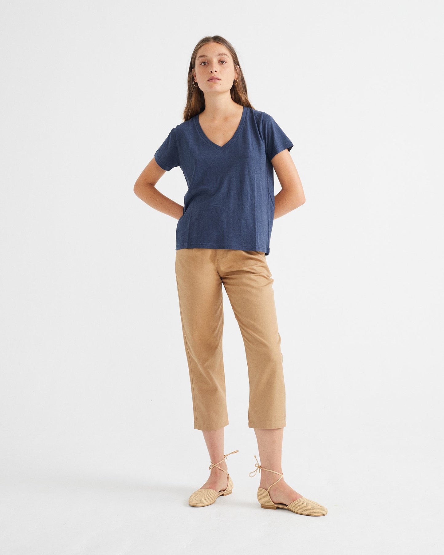 T-shirt col V bleu marine en chanvre et coton bio - Hemp clavel