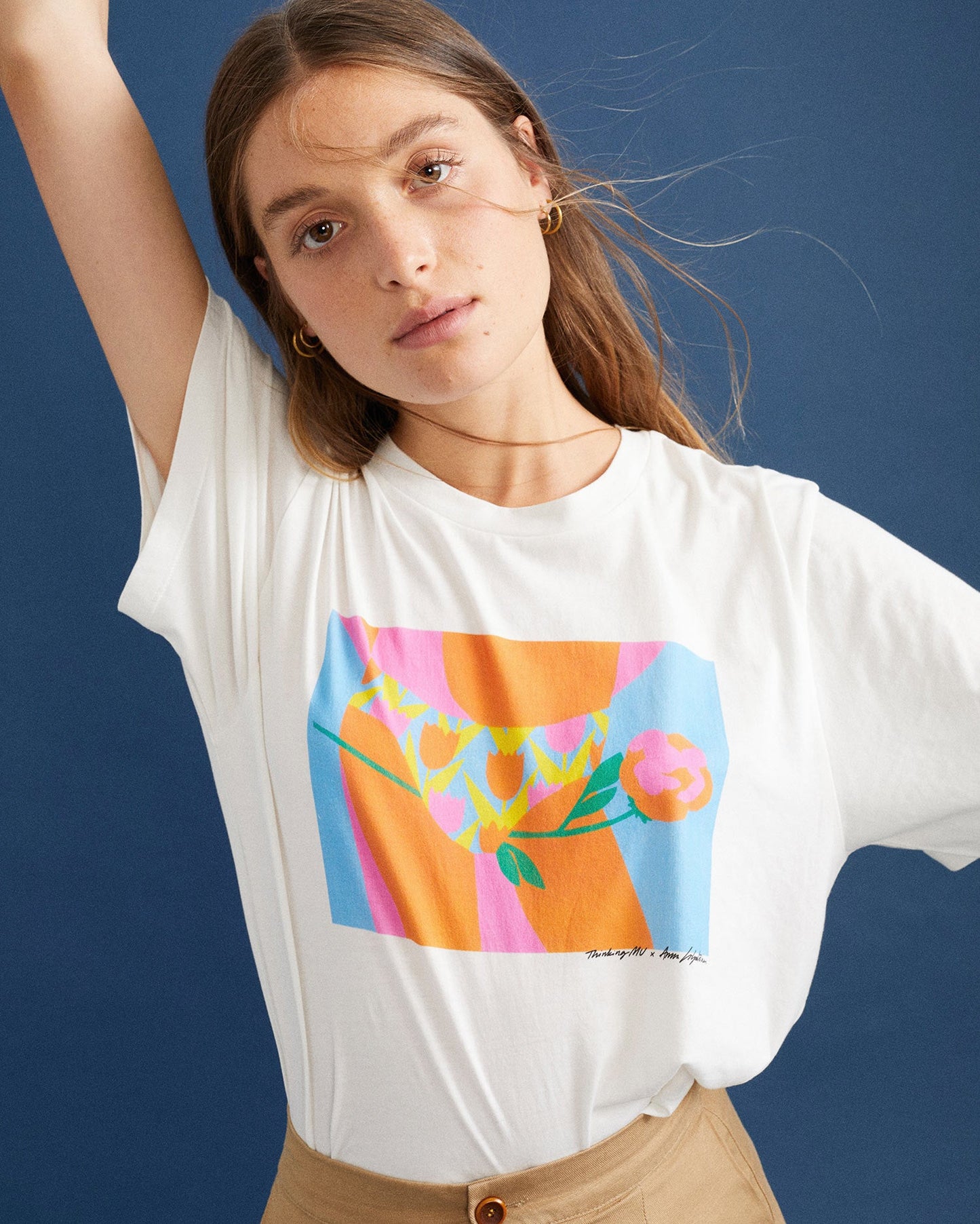 T-shirt blanc à imprimé multicolore - Tulipan