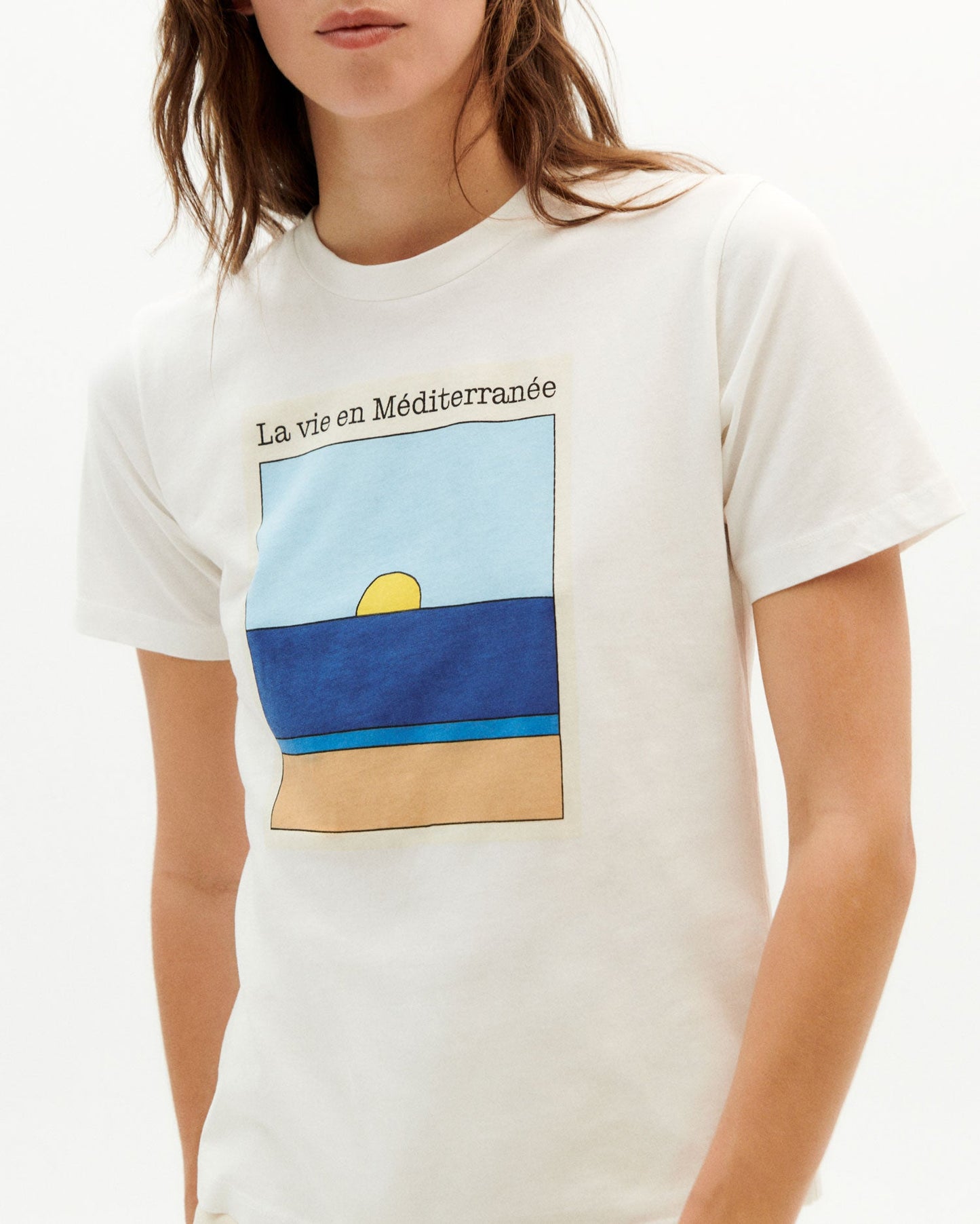 T-shirt blanc imprimé paysage en coton bio - la vie t-shirt snow white