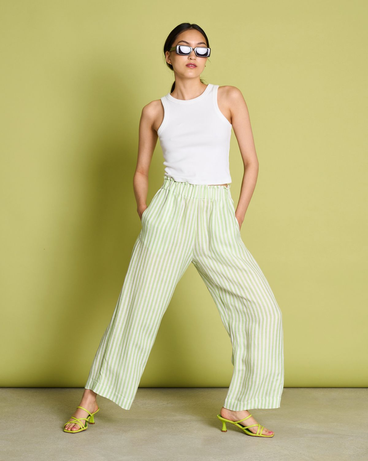 Pantalon bicolore à rayures en lin et cupro - beveren matcha striped