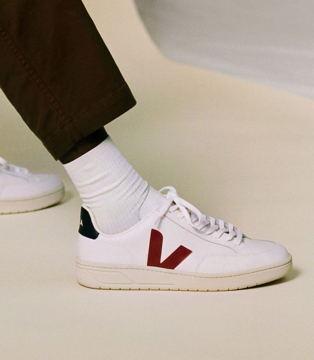 Baskets v-12 leather extra white marsala nautico