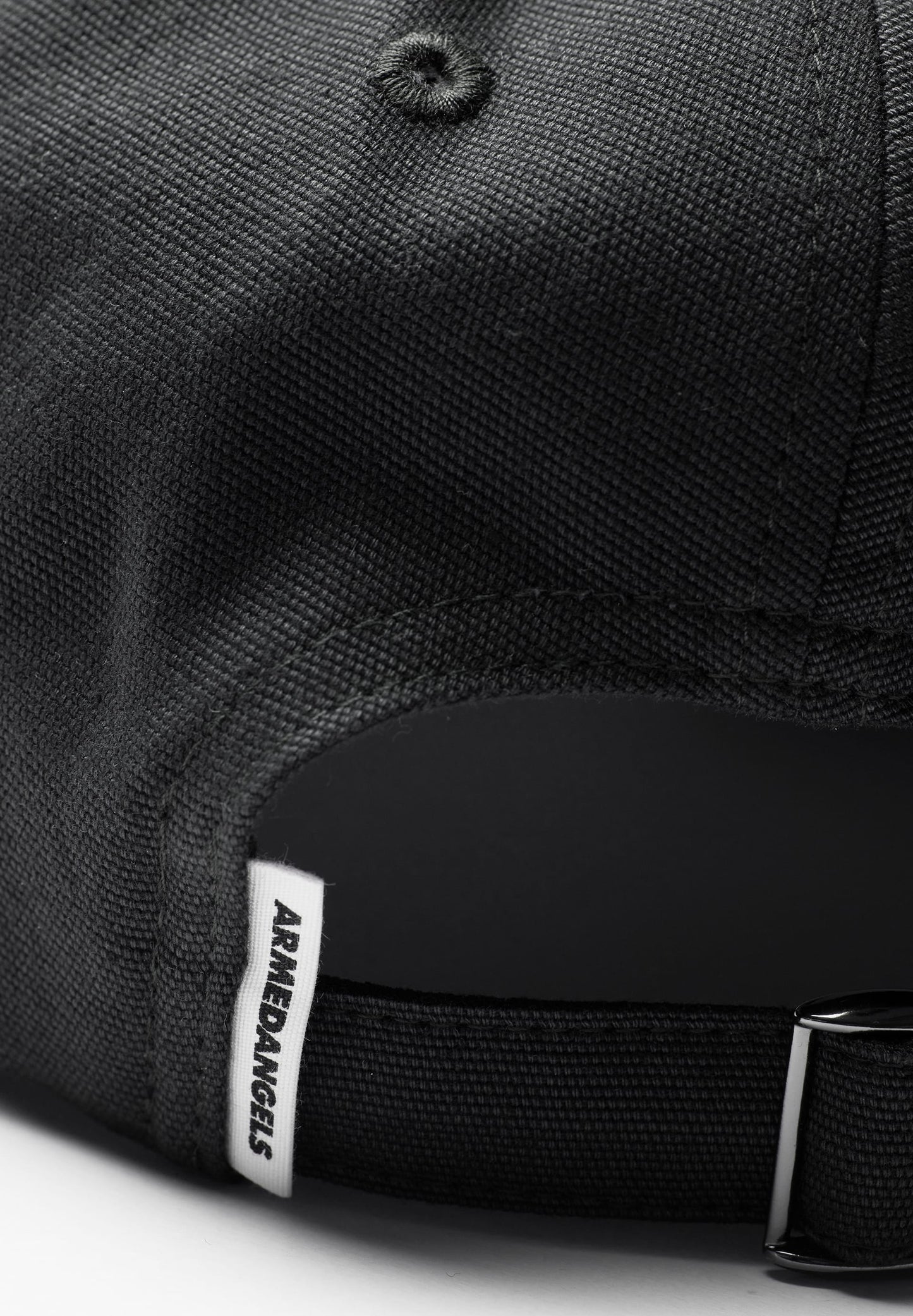 Casquette grise foncée en coton bio - yenaas bold graphite