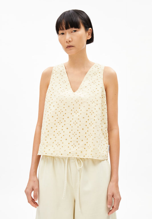 Top broderie anglaise en coton bio | écru "Yalinaa broidery - summer hay"