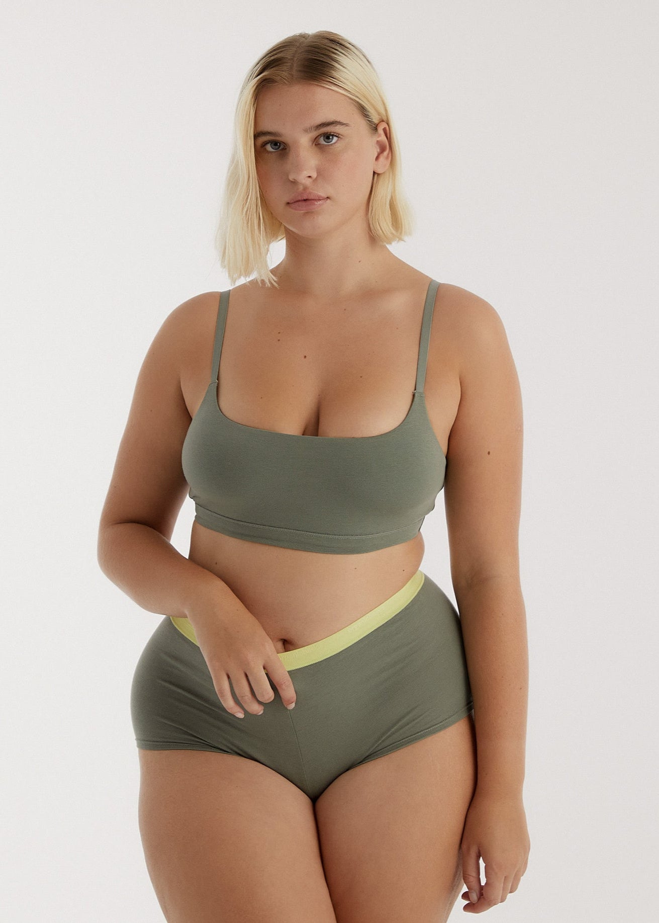 Shorty en coton biologique | vert "core shorty - seaweed"