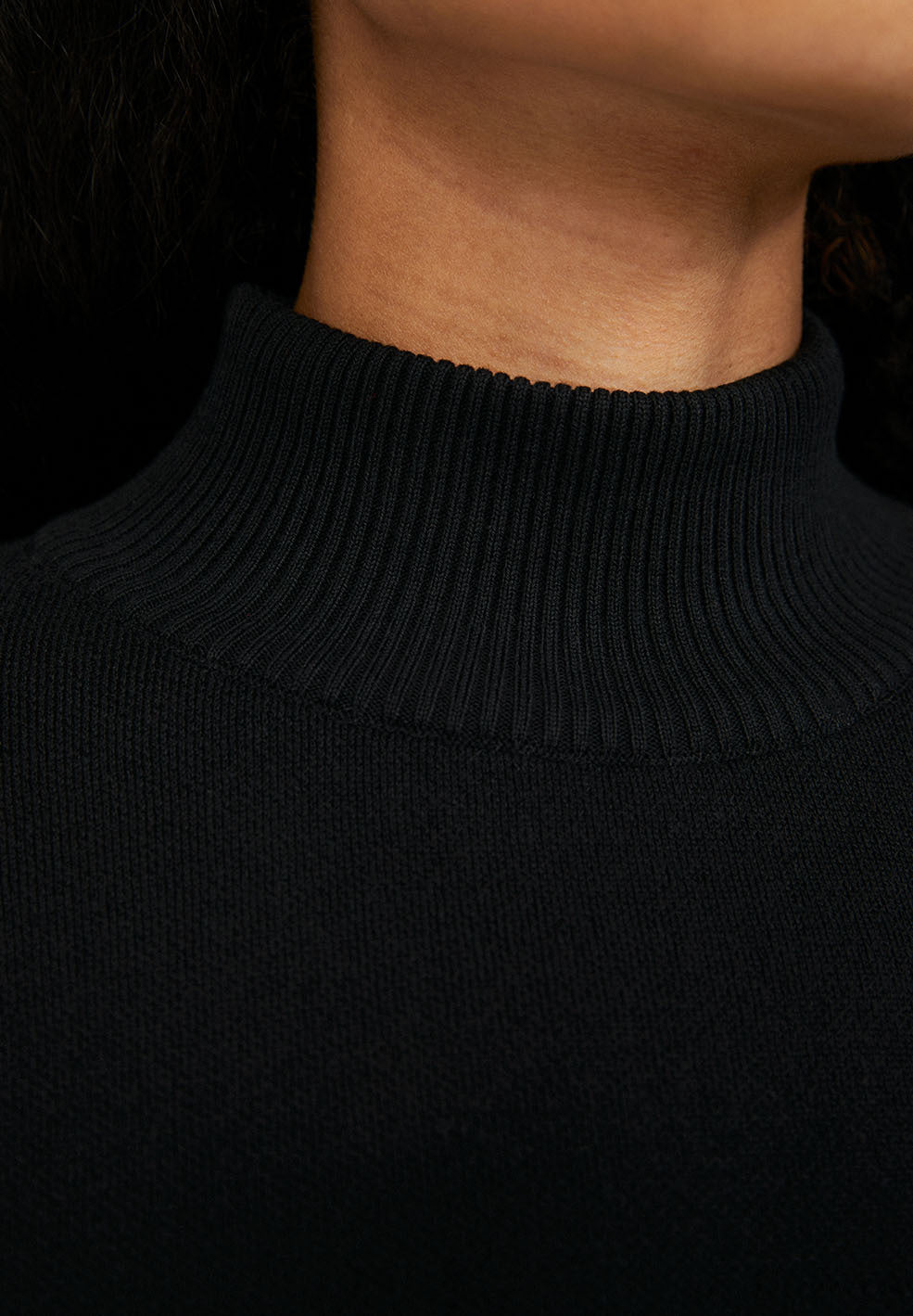 Pull noir en coton bio - yunaa