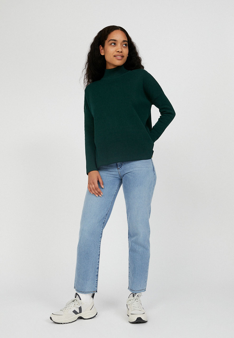 Pull ample à col cheminée vert bouteille en coton bio - YUNAA