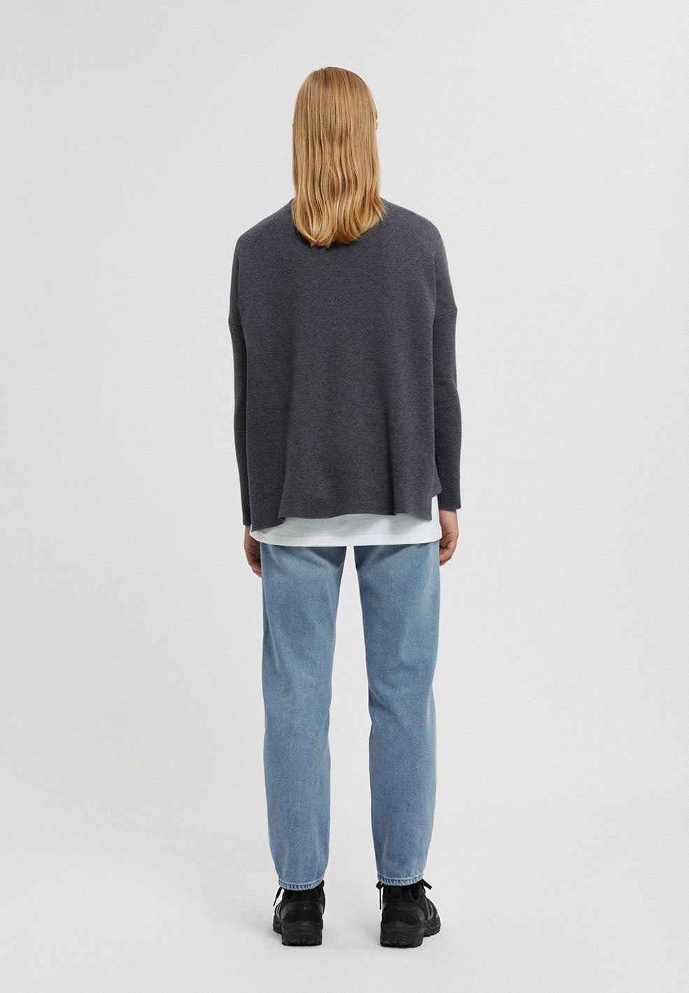 Pull ample à col cheminée gris en coton bio - YUNAA