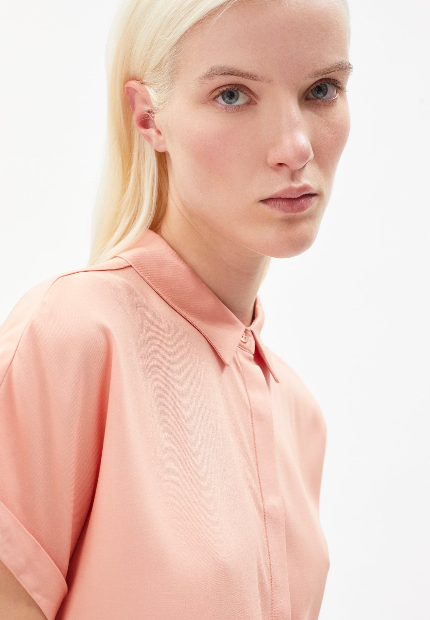 Chemise manches courtes rose en EcoVero - zonjaa peach blossom