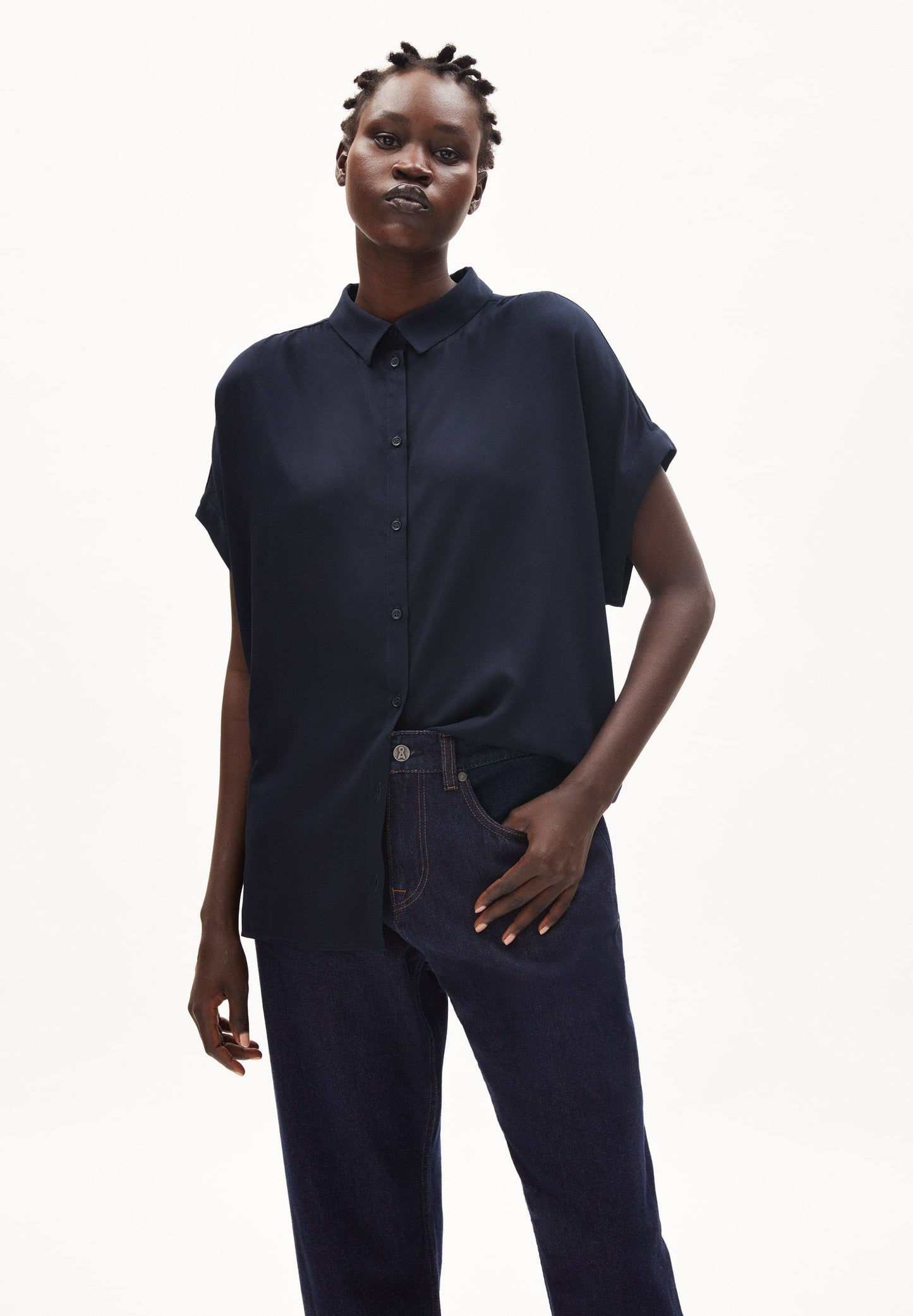 Chemise manches courtes marine en ecovero - zonyaa night sky